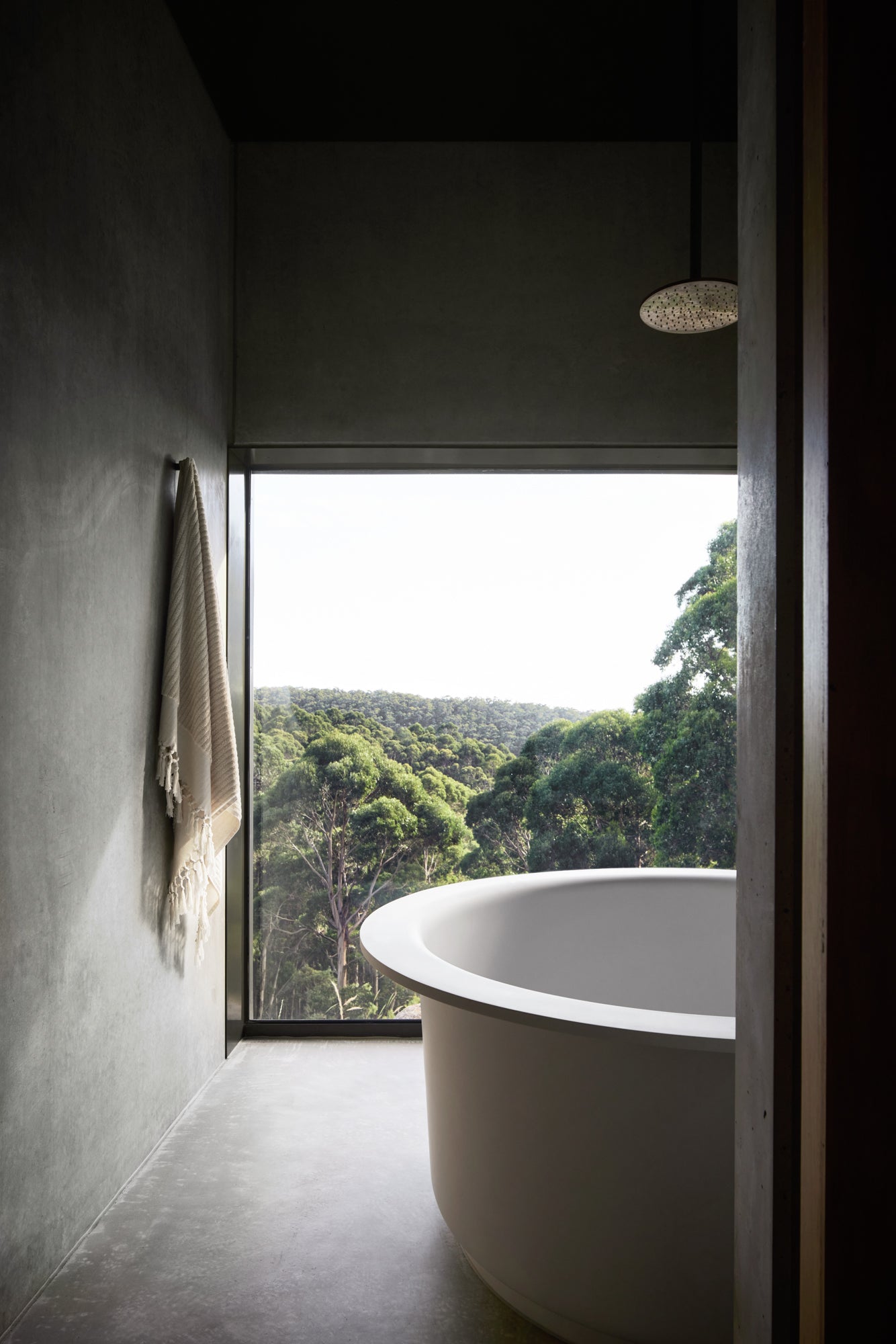 Erskine River House by Kerstin Thompson Architects