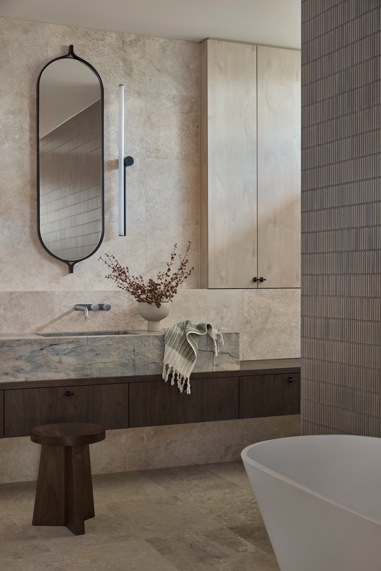 Kent House by Studio CoBe