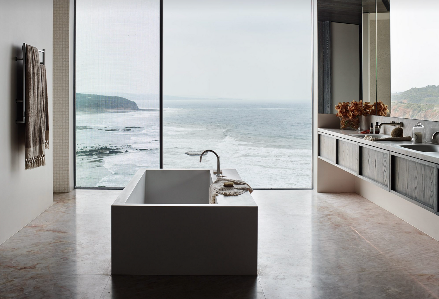 Great Ocean Road Residence by Rob Mills Architecture & Interiors