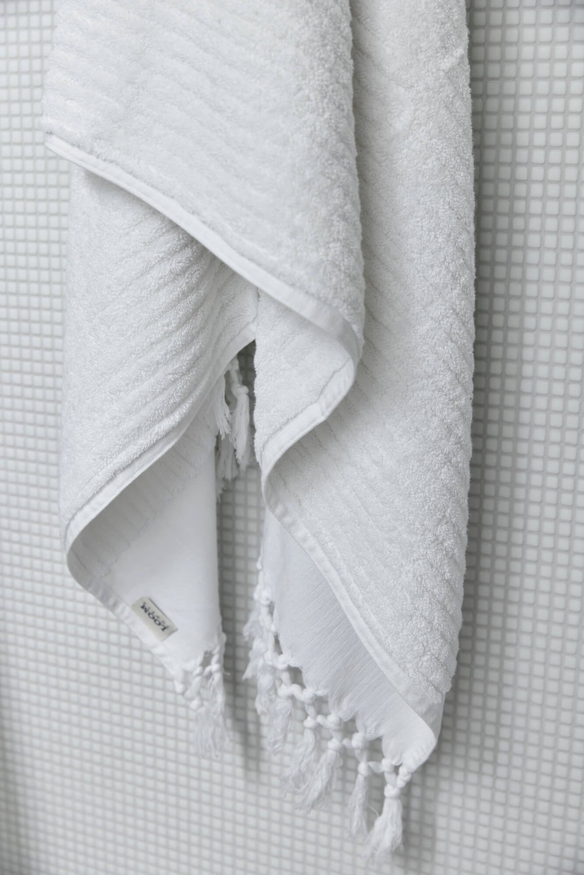 White Stripe Bath Towel - Standard