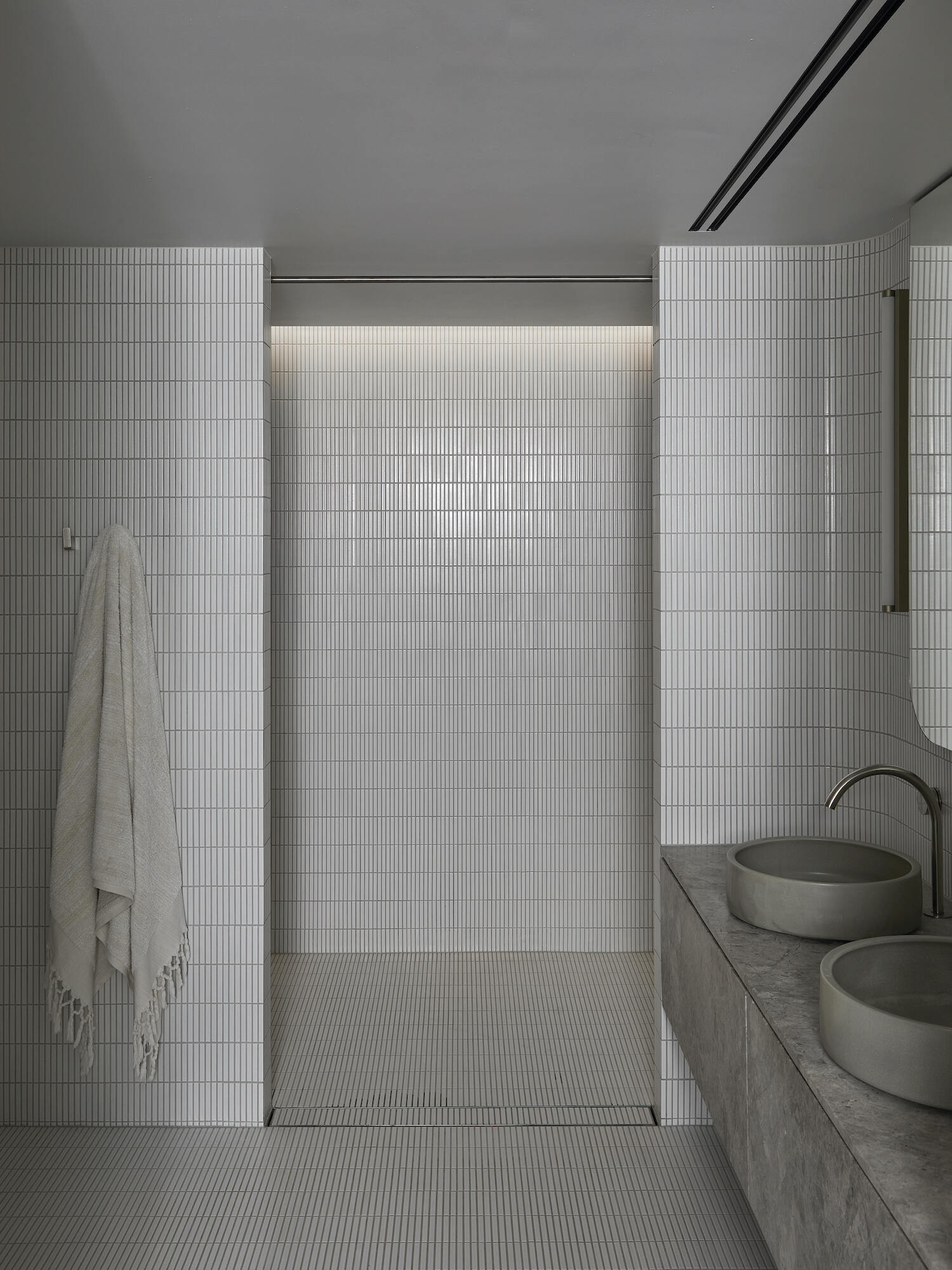 Melburnian Apartment by Edition Office