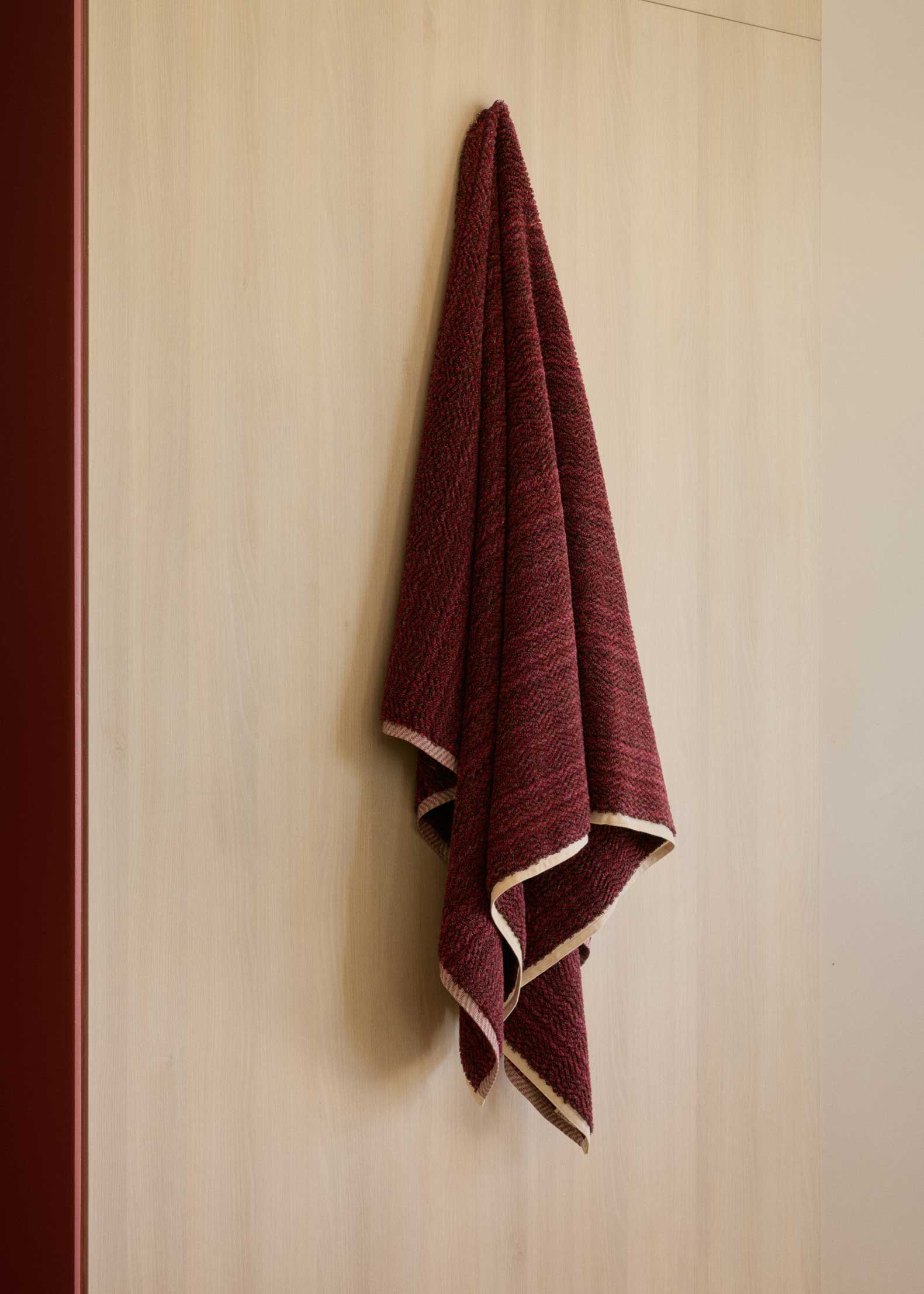 Garnet Bath Towel - Standard