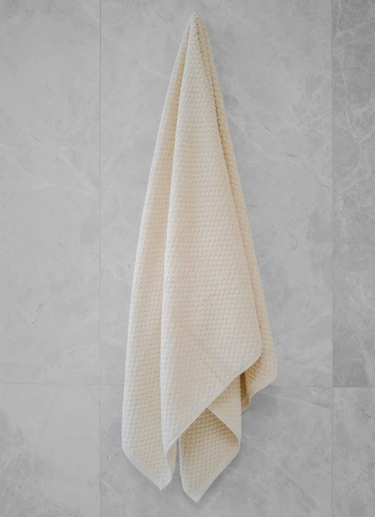 Ecru Dot Bath Towel - Standard